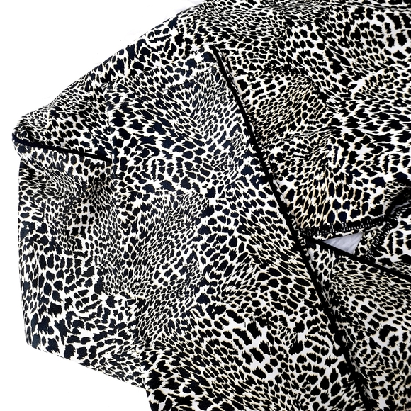 NEW Nike size XS Women's One Leopard Print P1633 - Picture 7 of 10